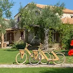 Paliokaliva And Apartmanhotel 3*