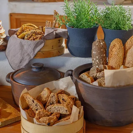 Paliokaliva And Tsilivi (Zakynthos)