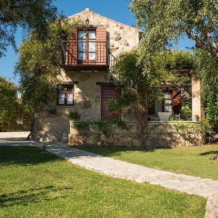 Apart Otel Paliokaliva And 3*