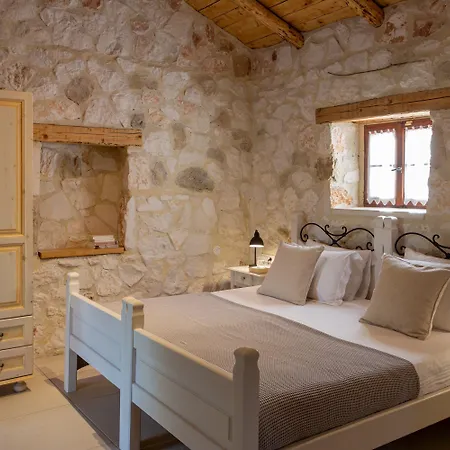 Apart Otel Paliokaliva And