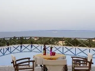 Paliokaliva And Hotel de apartamente 3*